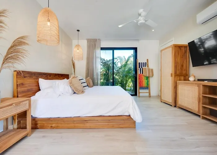 Apartamento The #7 - Boutique In Flamingo - Ground Level *